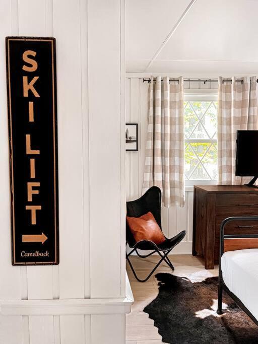 Stylish And Cozy Cabin, Walking Distance To Big Bass Lake Gouldsboro Extérieur photo