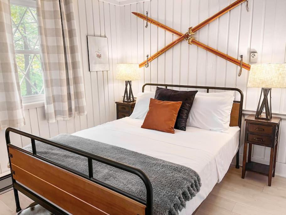 Stylish And Cozy Cabin, Walking Distance To Big Bass Lake Gouldsboro Extérieur photo